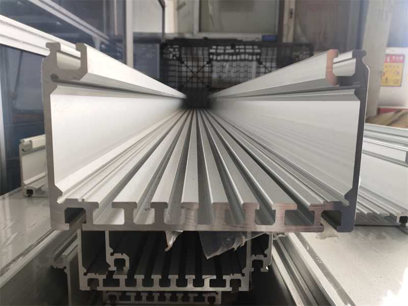 宅男在线免费观看擠壓開模定製