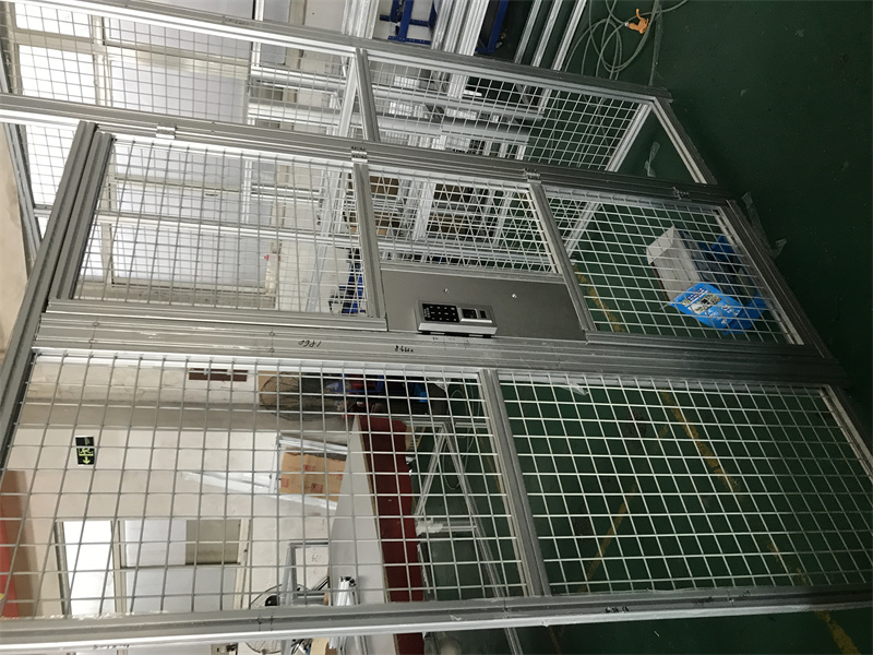 圍欄宅男在线免费观看