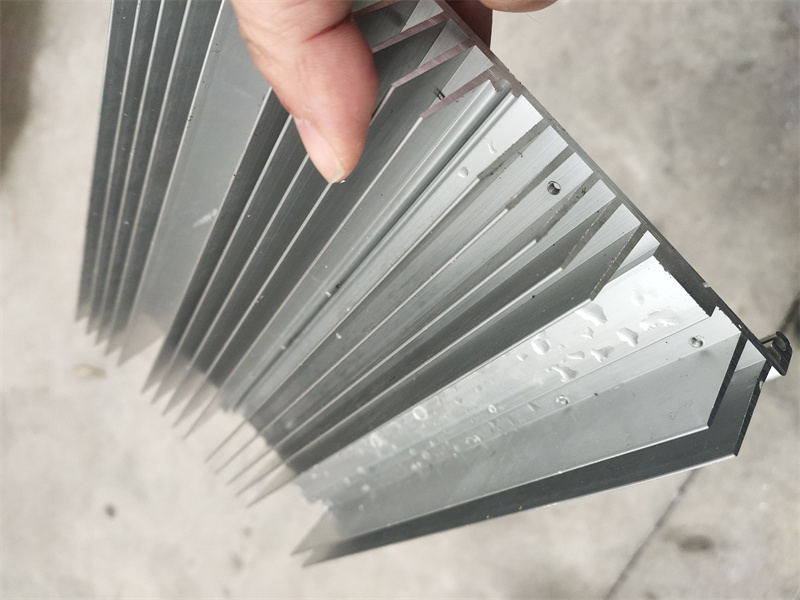 宅男在线免费观看模塊型電子散熱片